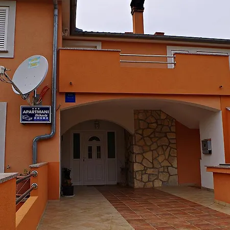 Apartmani Mihaela Апартаменты *